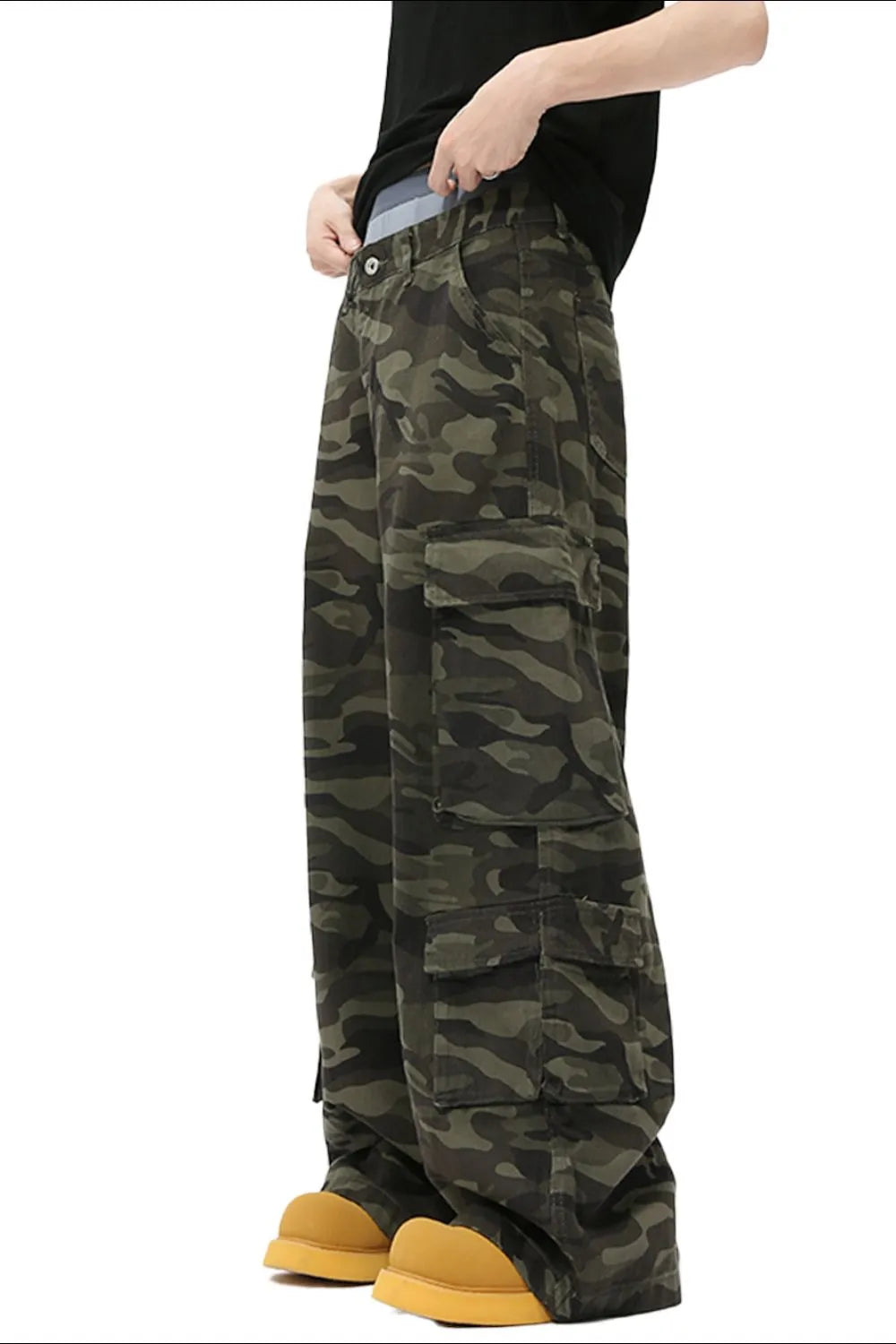 Image of Camouflage Cargo-Pocket Jeans