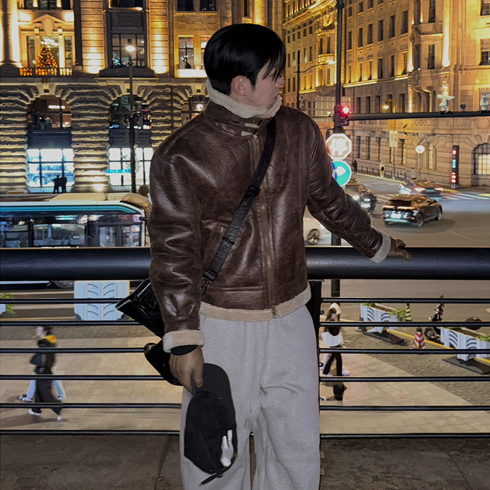Image of Chaqueta de piel sintética acolchada marrón para hombre