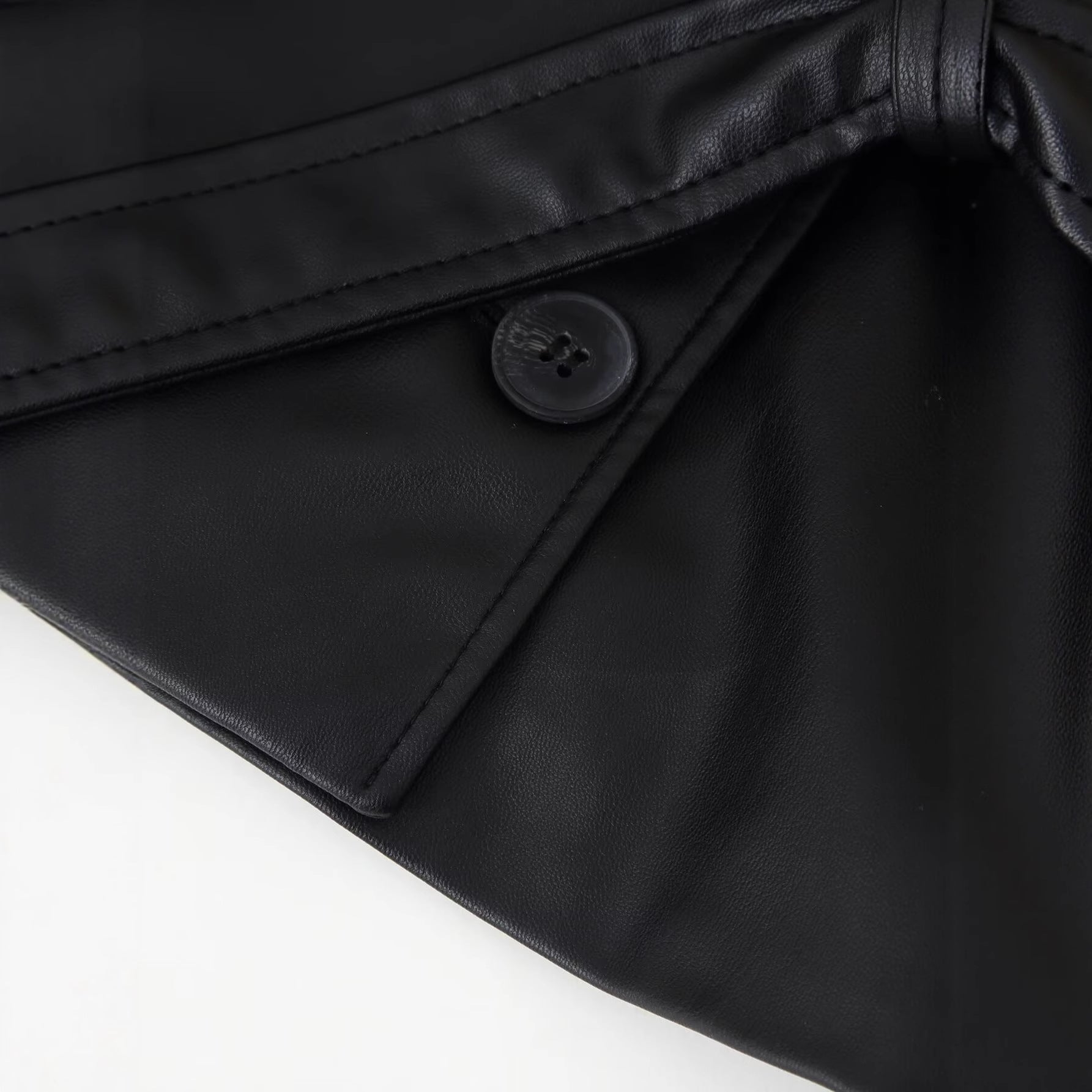Image of Gabardina corta de piel sintética negra para mujer