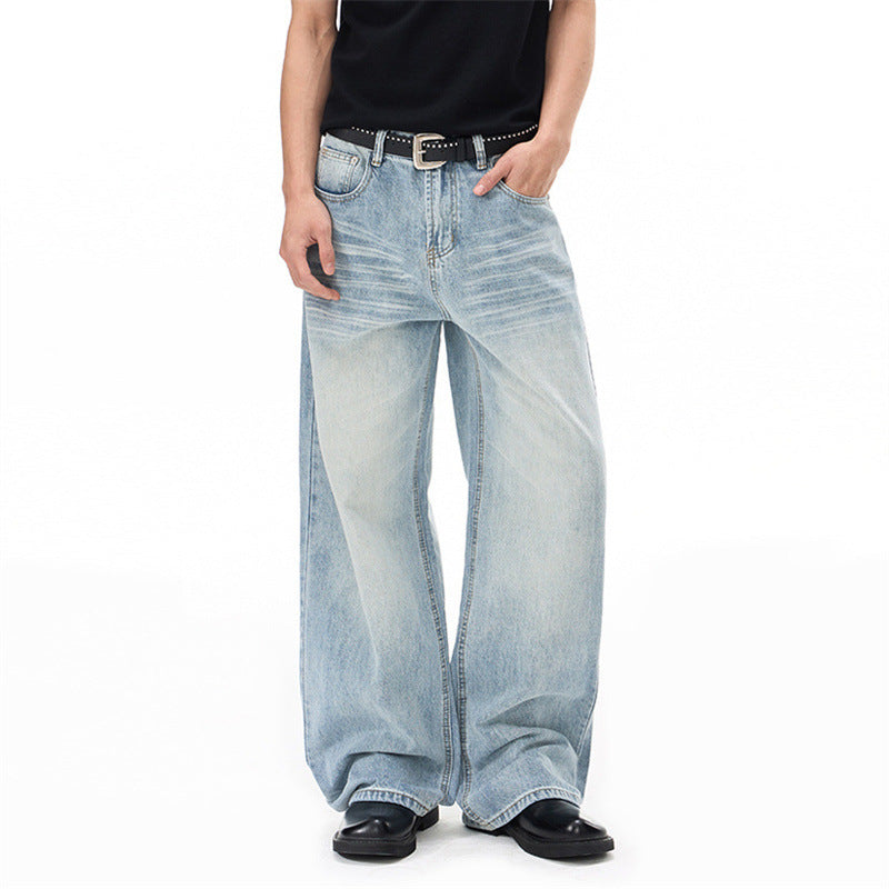 Men's Relaxed Straight-Leg Jeans