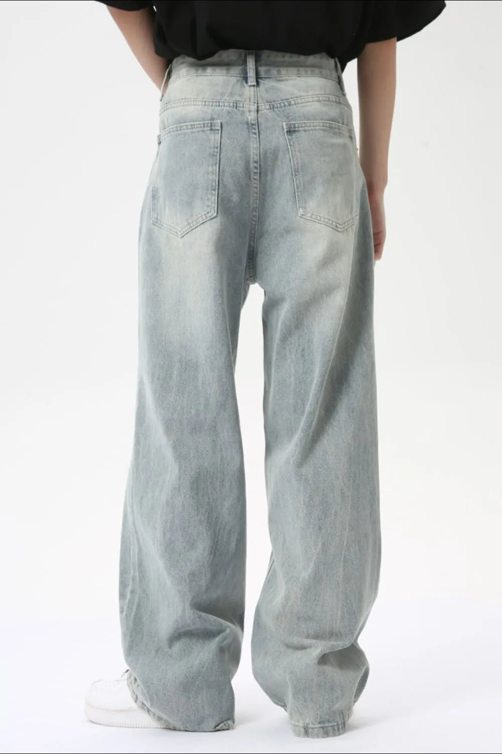 Image of Light Cotton Wide-Leg Pocket Jeans