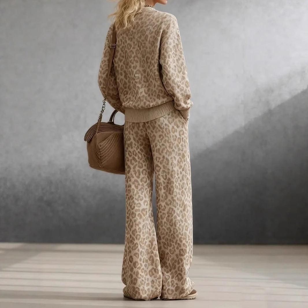 Image of Women's leopard print hoodie and pants set