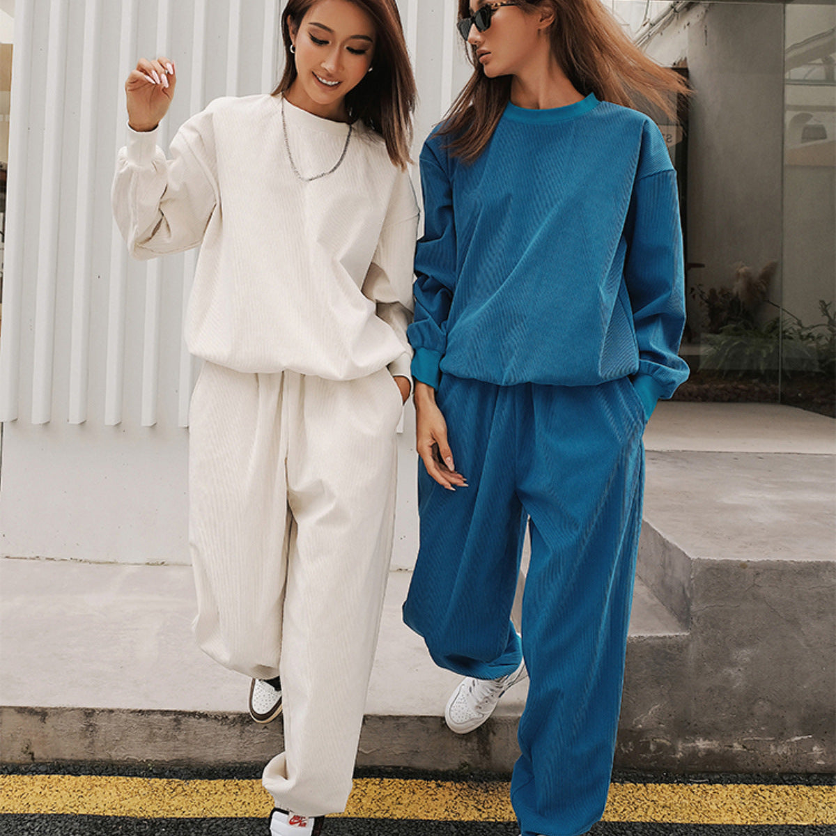Image of Women's round neck top and pants lounge set