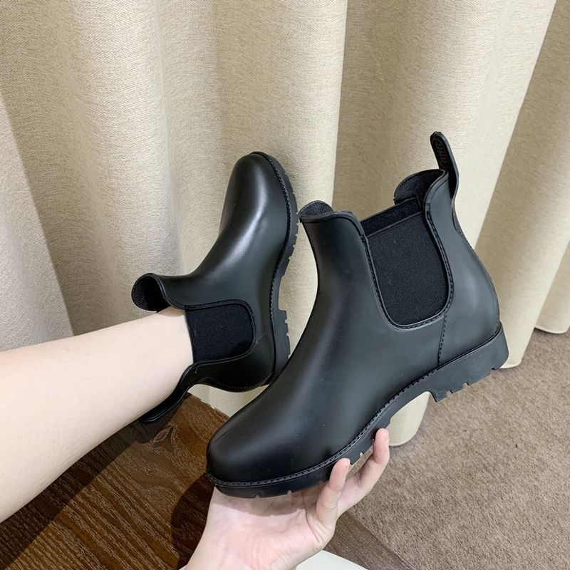 Women's matte finish low heel rain ankle boots
