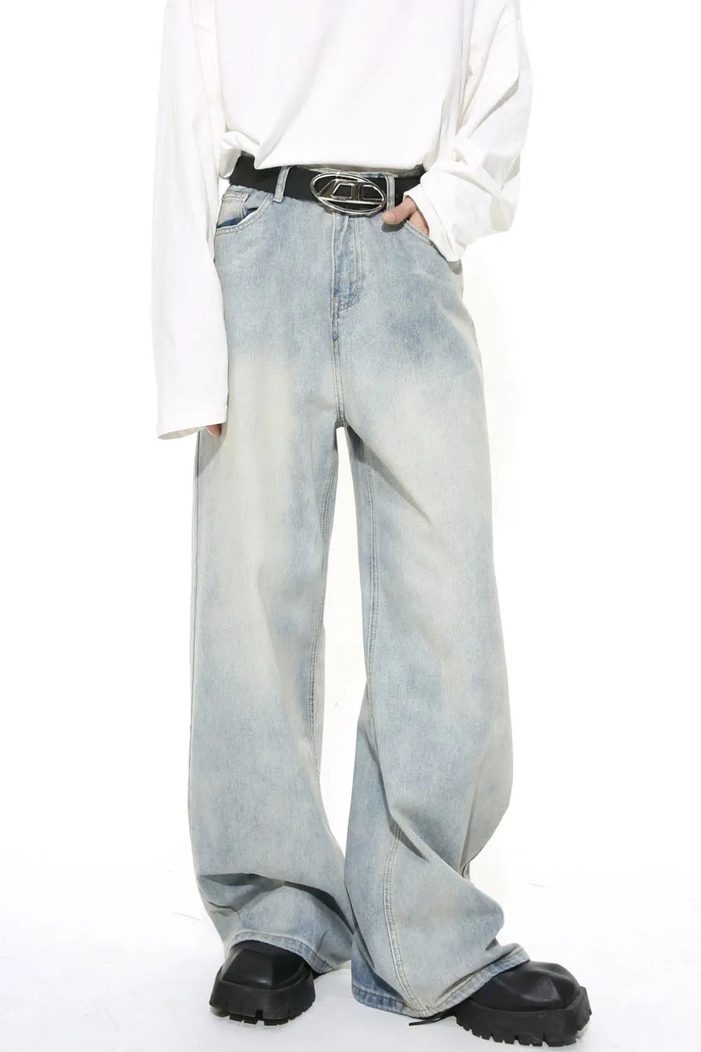 Light Washed Straight-Leg Jeans
