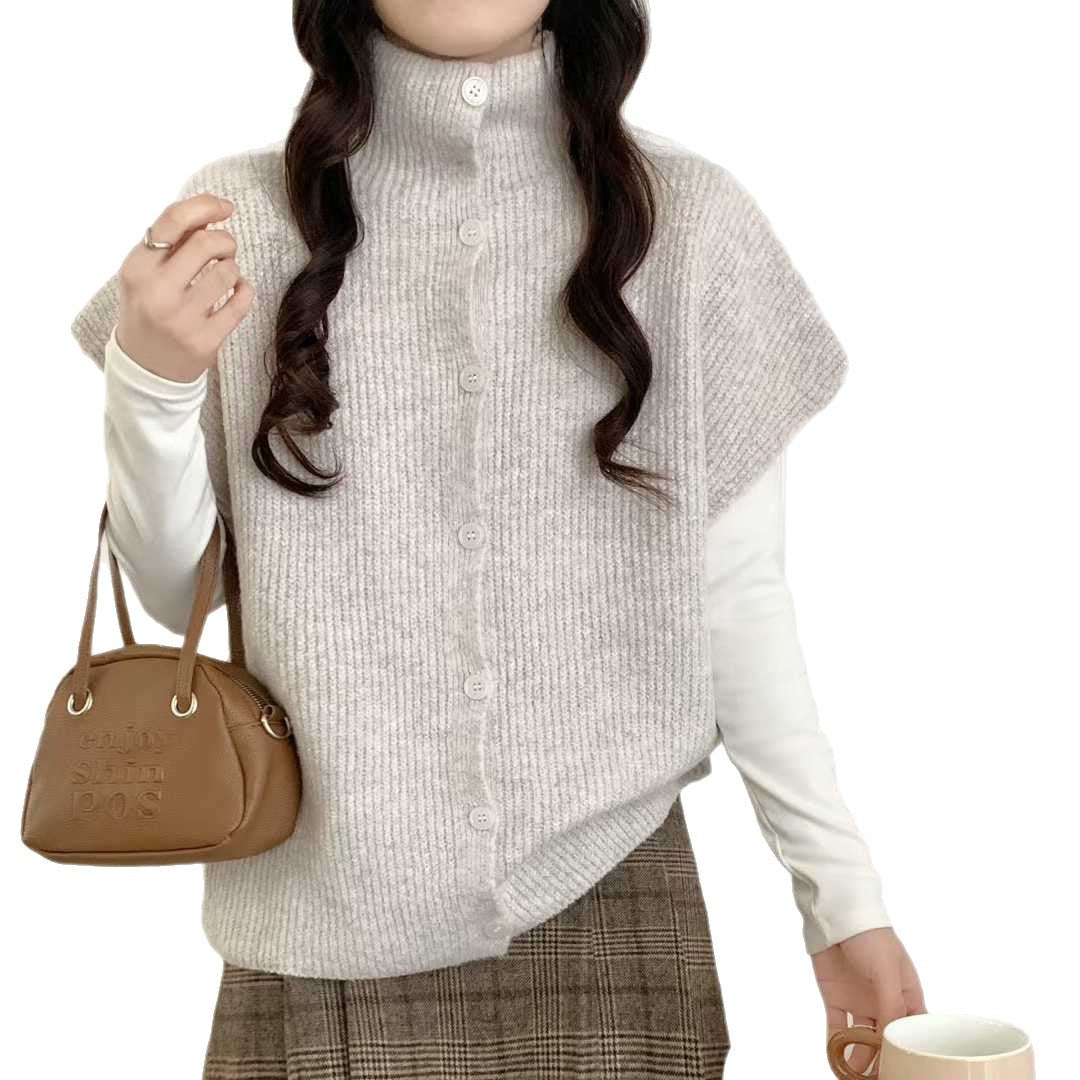 Image of Zeratta Sleeveless turtleneck knit vest with button front