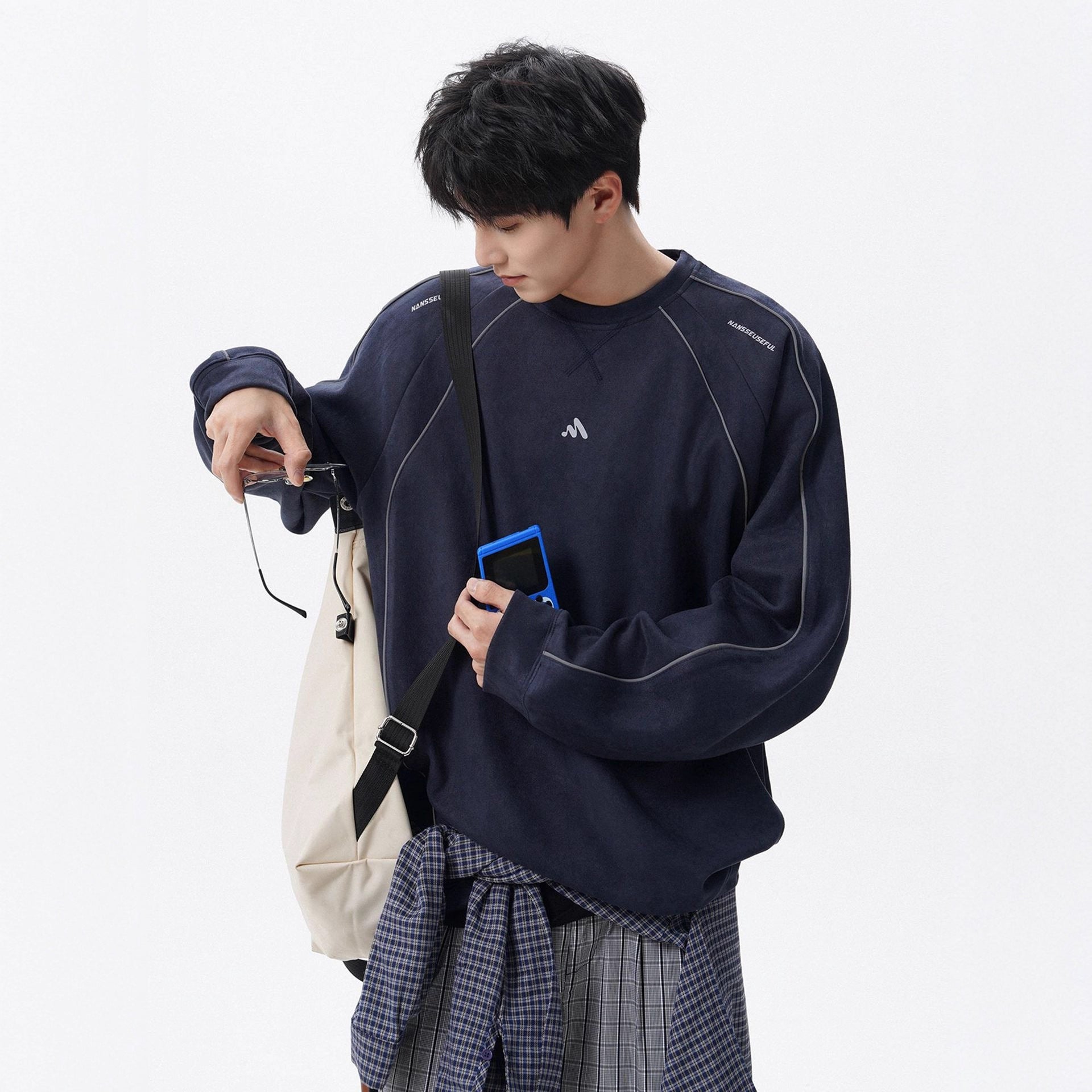 Image of Unisex suede-effect fleece crewneck sweatshirt