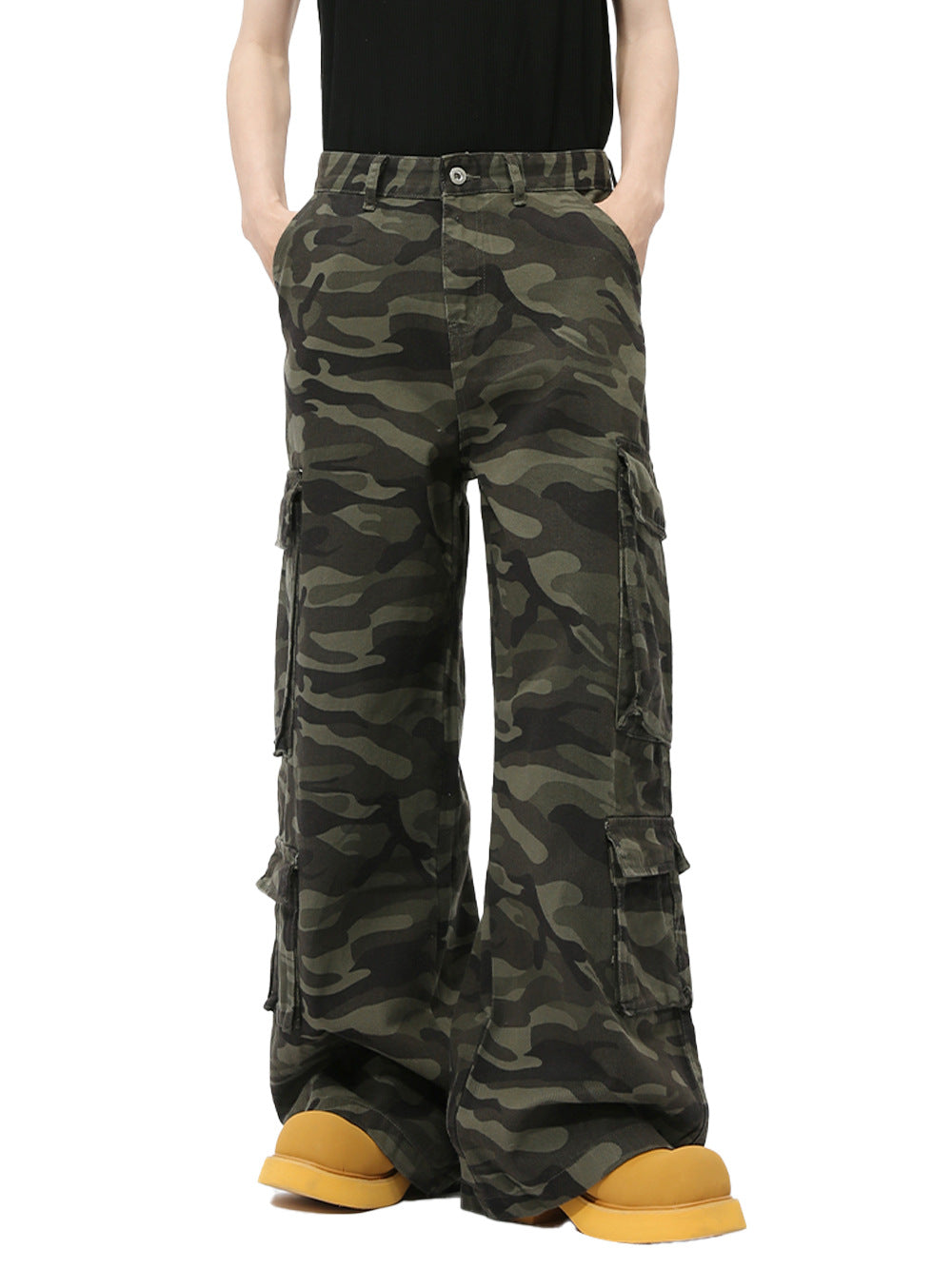 Image of Camouflage Cargo-Pocket Jeans
