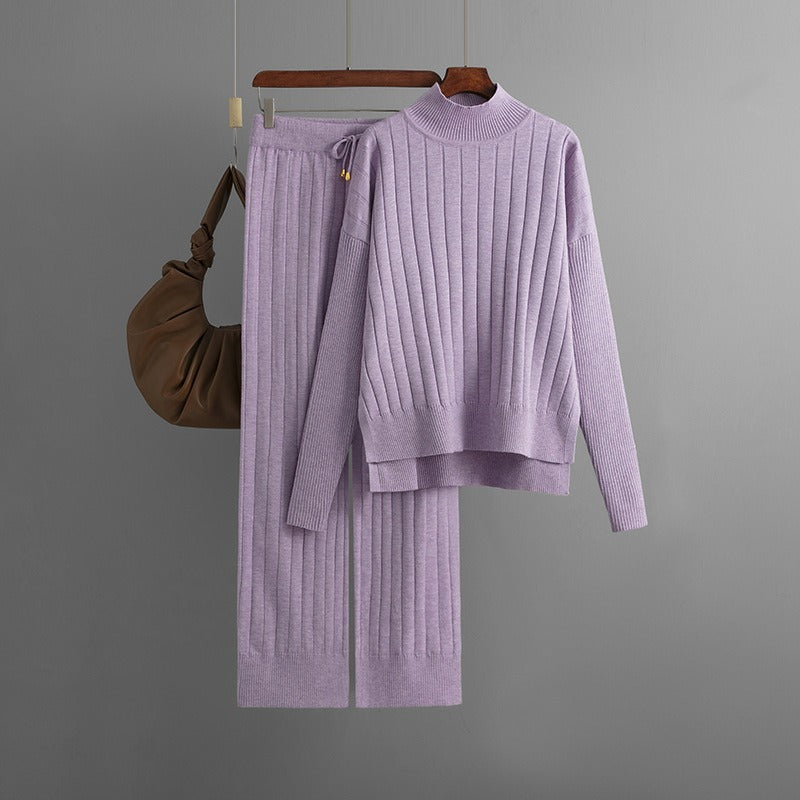 Image of Women's two-piece turtleneck knit sweater set