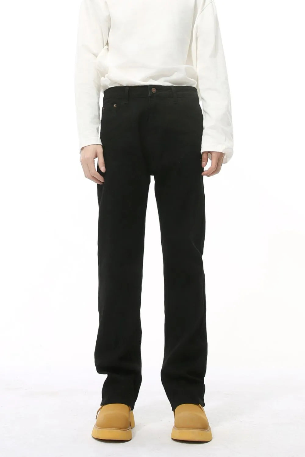 Image of Black mid-rise pocket jeans, product photograph 4